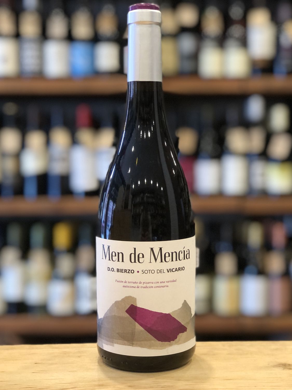 Soto del Vicario Men de Mencia, Bierzo, Spain 2018 (750 ml)