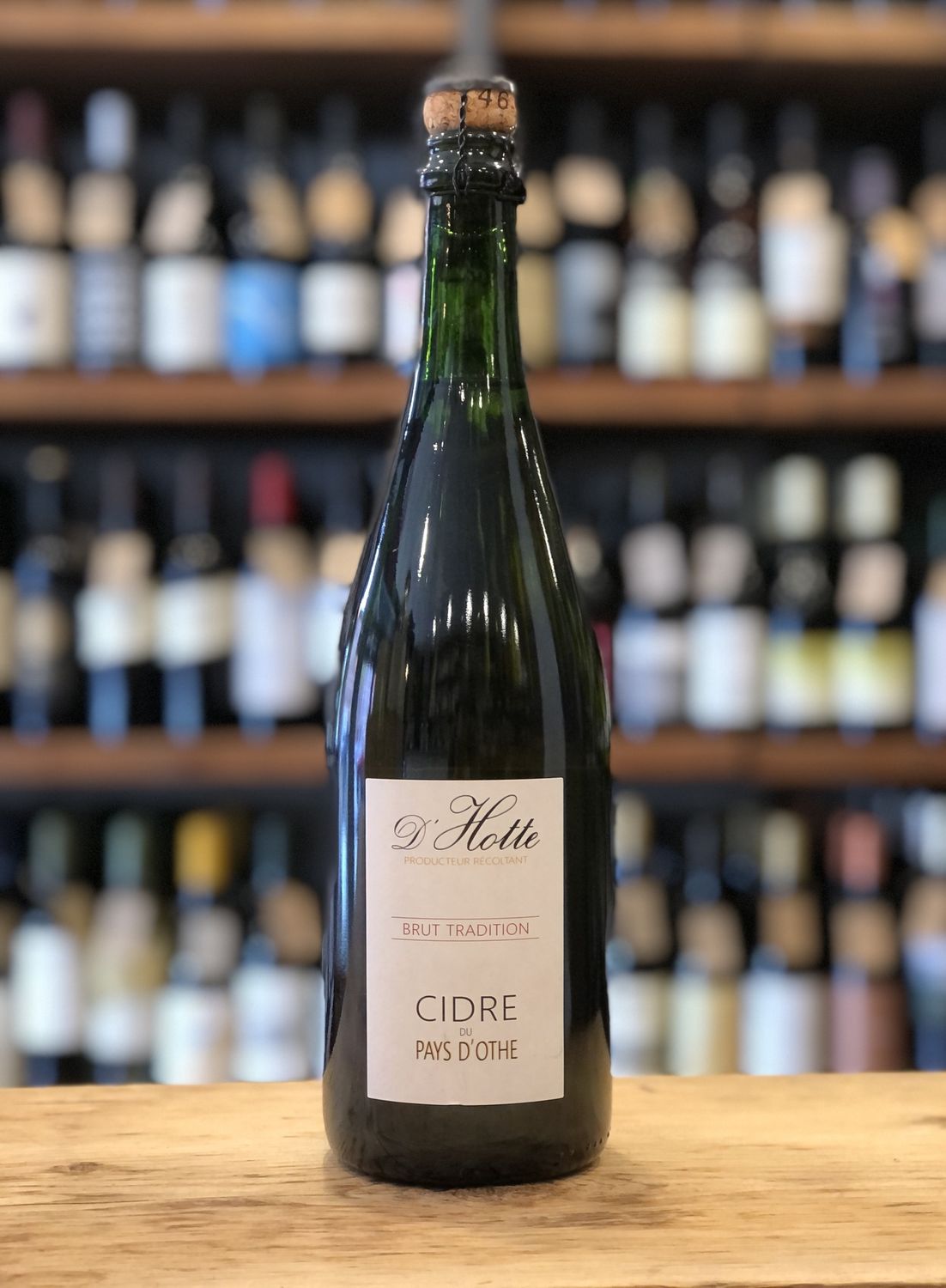 Cidre du Pays d&#39;Othe La Ferme d&#39;Hotte Cider, France (750 ml)