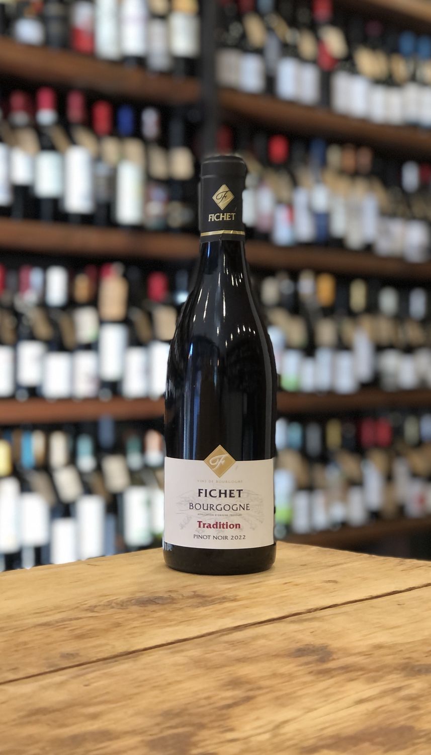 Fichet - Tradition Pinot Noir Bourgogne France 2022 (750ml)