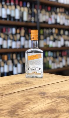 Combier Liqueur D&#39;Orange  (375ml)