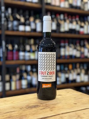Sainte Marie des Crozes L'Outsider Cabernet Franc, France 2021 (750ml)