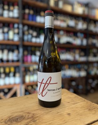 Terras de Lantano Albarino Rias Baixas, Spain 2022 (750ml)