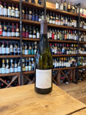 Vignoble Aubert Vouvray Chenin Blanc Sec  Loire, France 2024 (750ml)