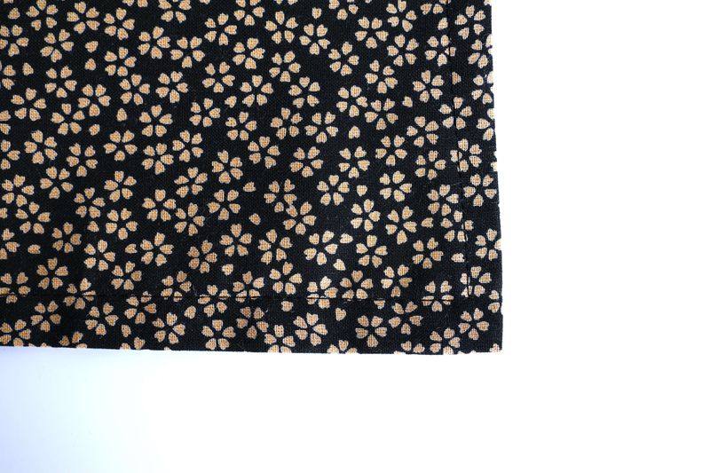 Tea Mat Black Blossom