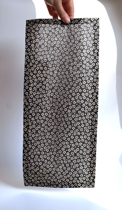 Tea Mat Black Blossom