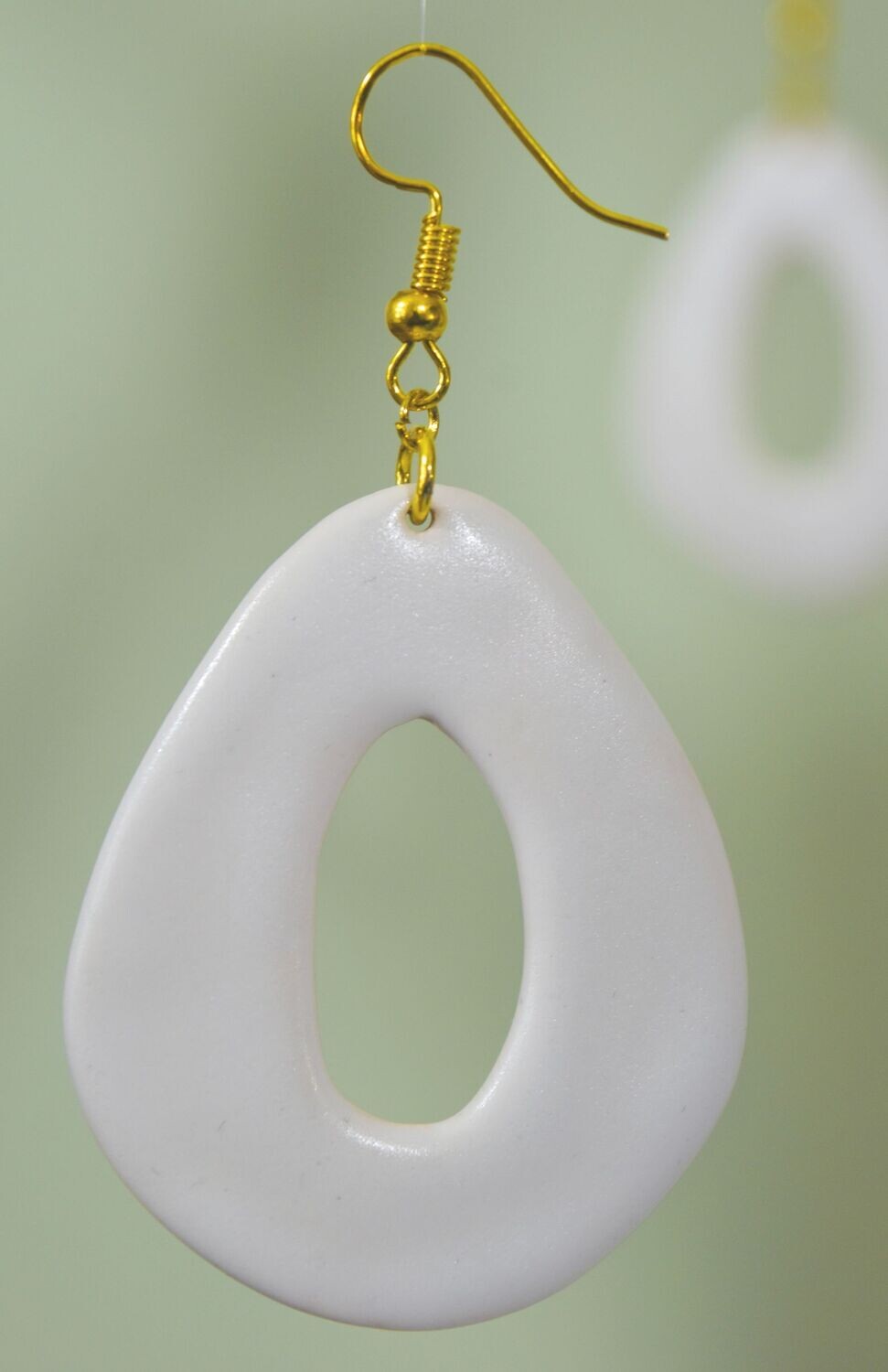 Boucles d'oreilles en céramique blanc Mat