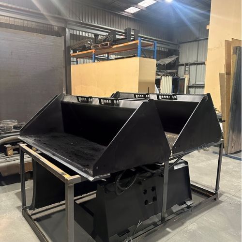 GP Bucket for Skid Steer Loaders with bolt on cutting edge 1828mm 72"