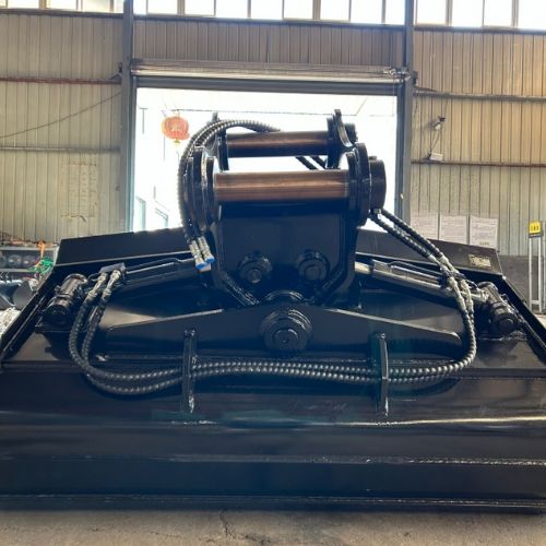 Tilting Mud Bucket - 2000mm Available for all makes & models From 24 to 29 Ton