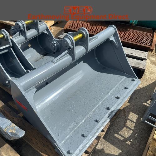 Mud Bucket to suit Backhoes 200mm to 1000mm suits machines with pin sizes 25 to 35mm