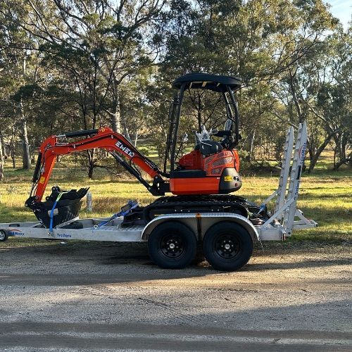 1.8 Ton Excavator & Trailer Package - Yanmar Engine, Pilot side controls, exapandable tracks & swing boom.