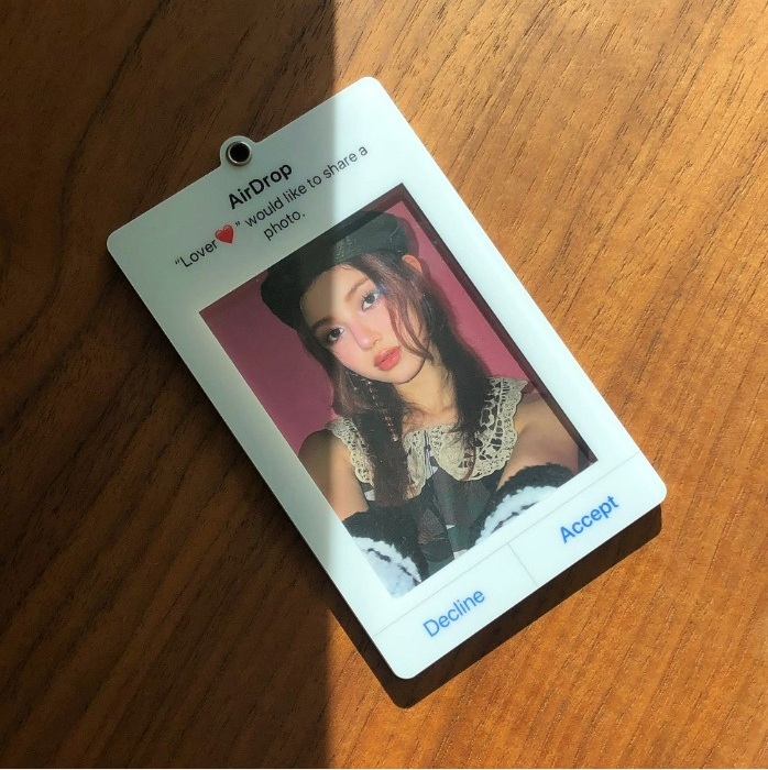 AirDrop Acrylic Photocard Holder