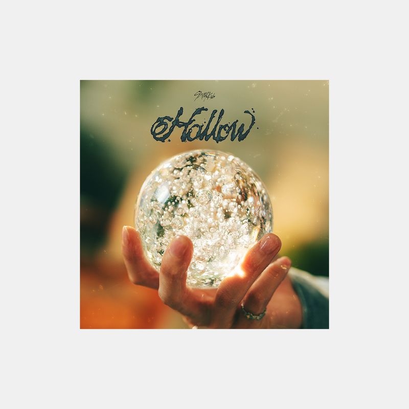 Stray Kids HOLLOW - Regular