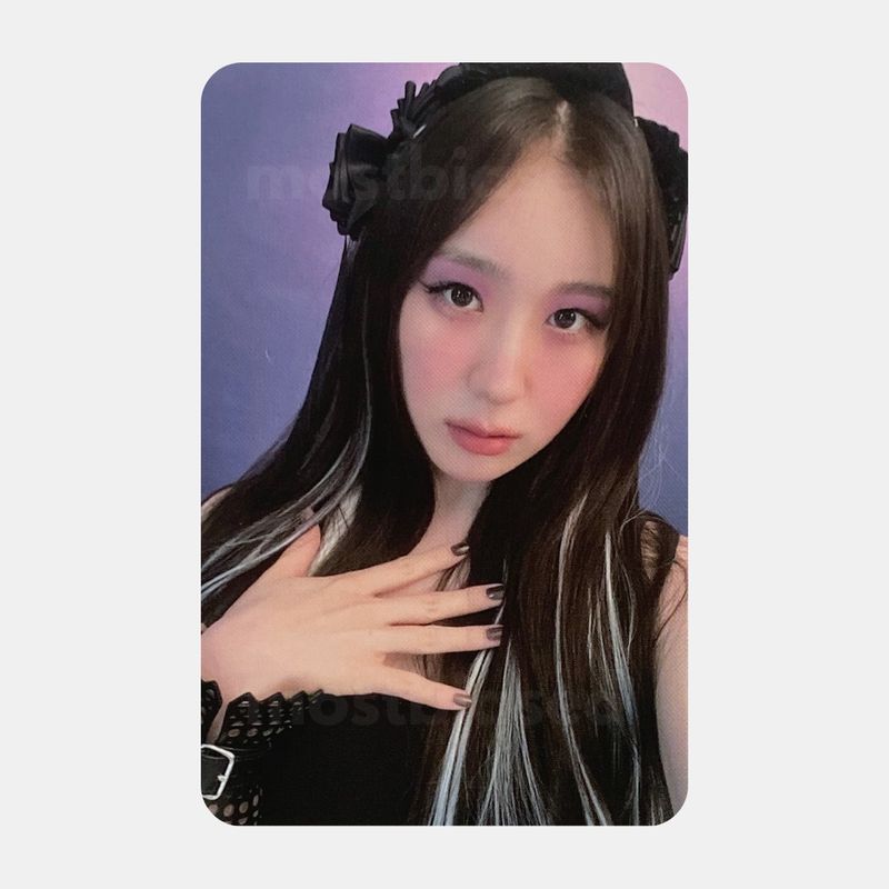 Hush Rush Album - LEE CHAEYEON