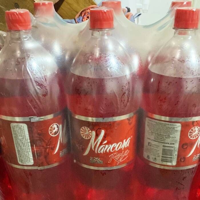Pack de gaseosa Máncora roja