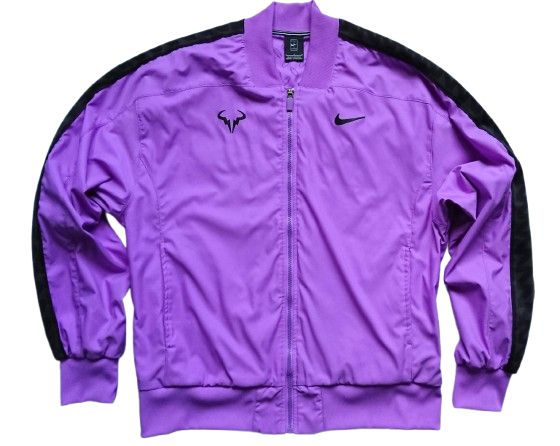 Nike - SOLD Nike - SOLD