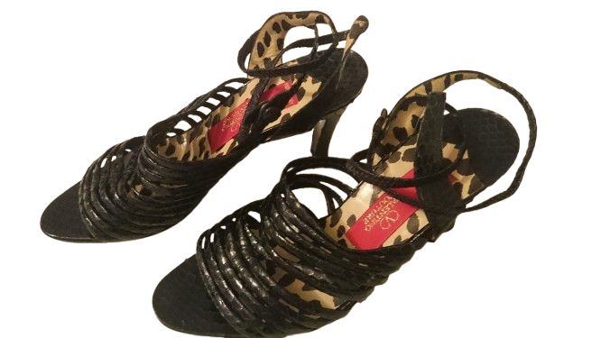 Valentino Garavani - SOLD