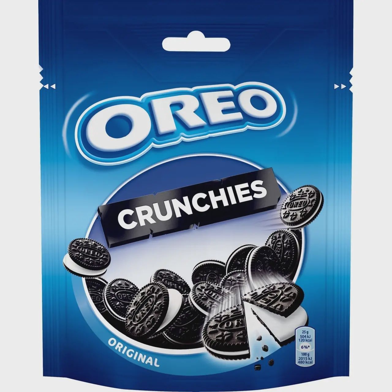 Munching Oreo crunchies France