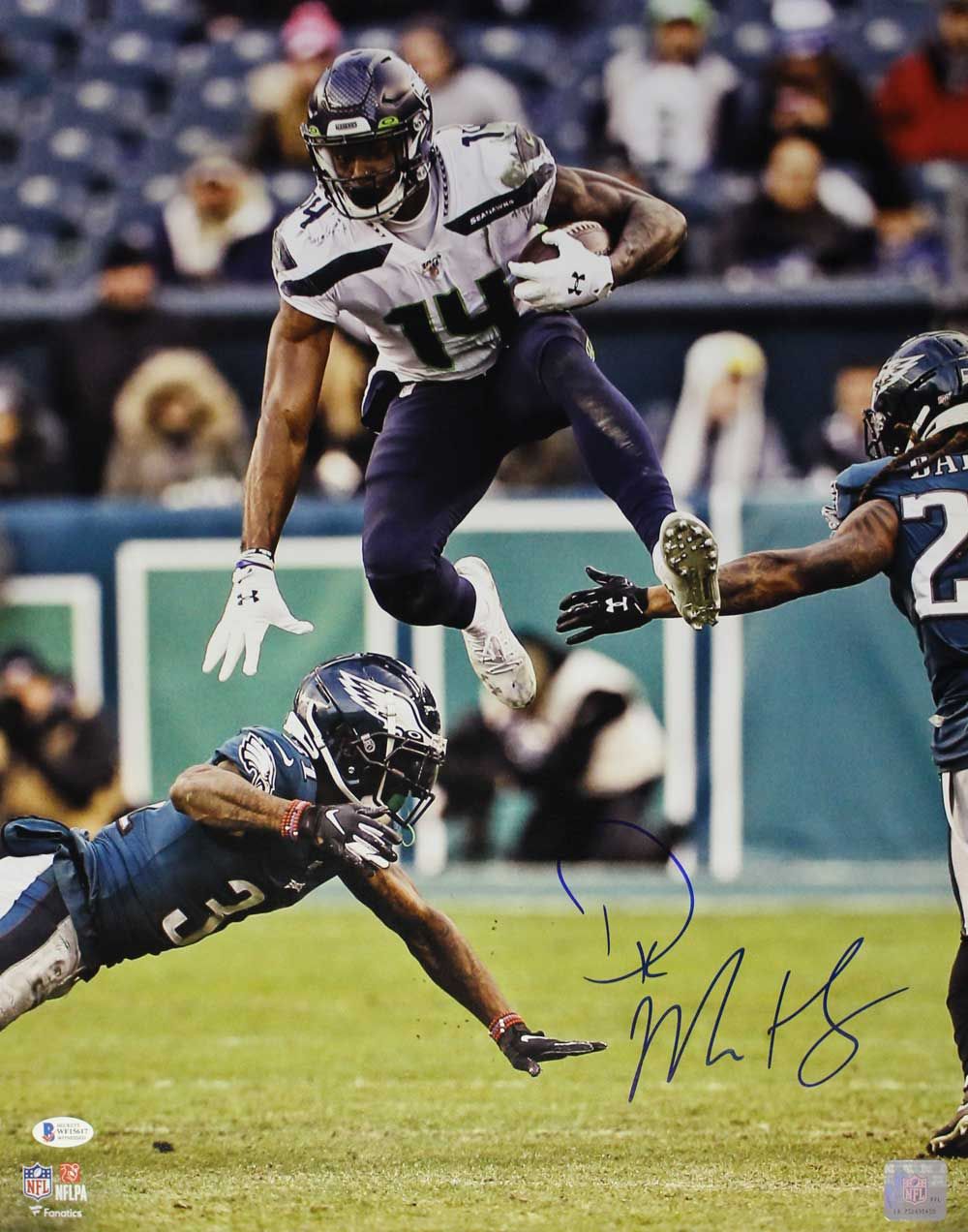 DK Metcalf Autographed/Signed Seattle Seahawks 16x20 Photo BAS