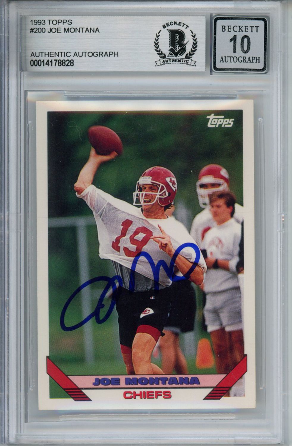 Joe Montana Autographed 1993 Topps #200 Trading Card Beckett 10 Slab