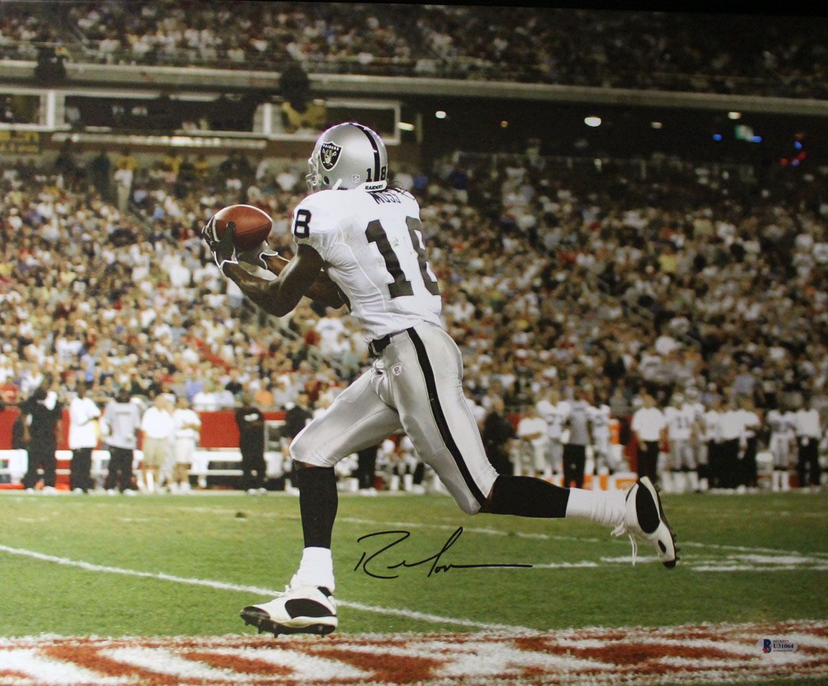 Randy Moss Autographed/Signed Oakland Raiders 16x20 Photo BAS