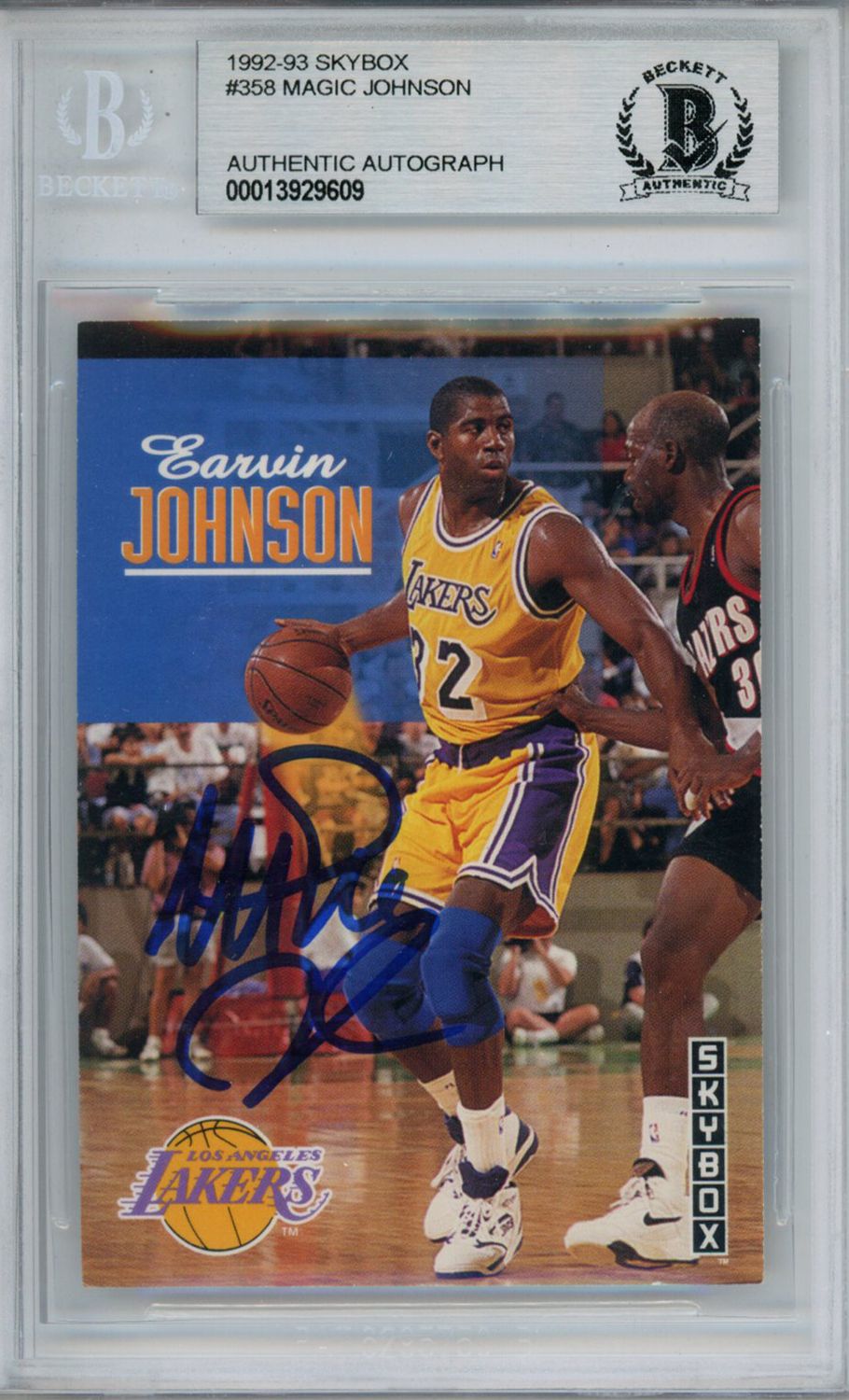 Magic Johnson Signed 1992-93 Skybox #358 Trading Card Beckett Slab