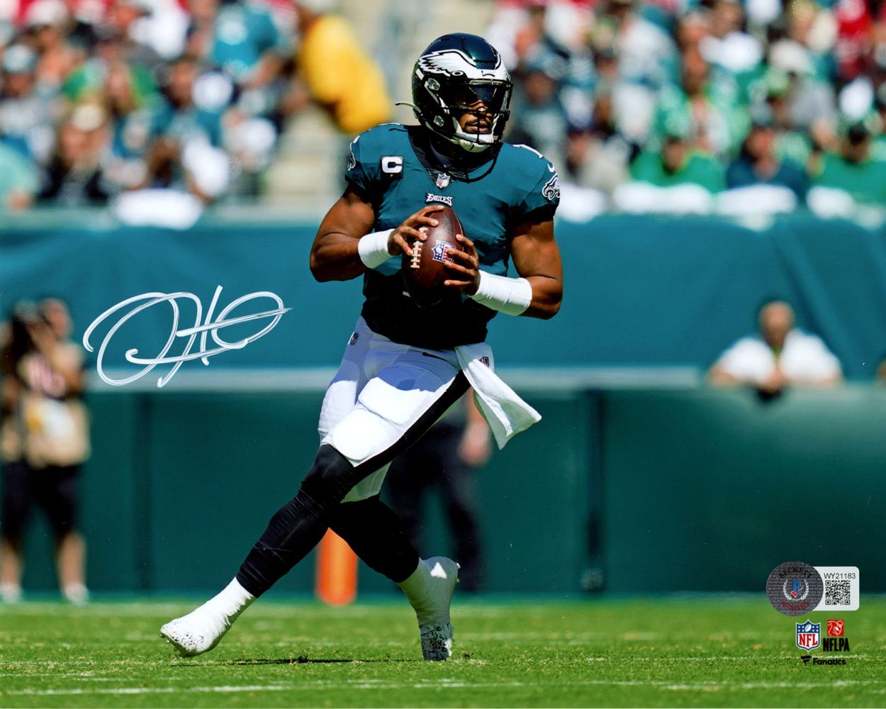 Jalen Hurts Autographed/Signed Philadelphia Eagles 8x10 Photo Beckett