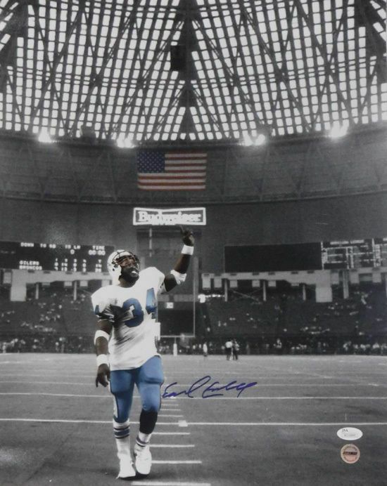 Earl Campbell Autographed Houston Oilers 16x20 Photo (Pointing) JSA