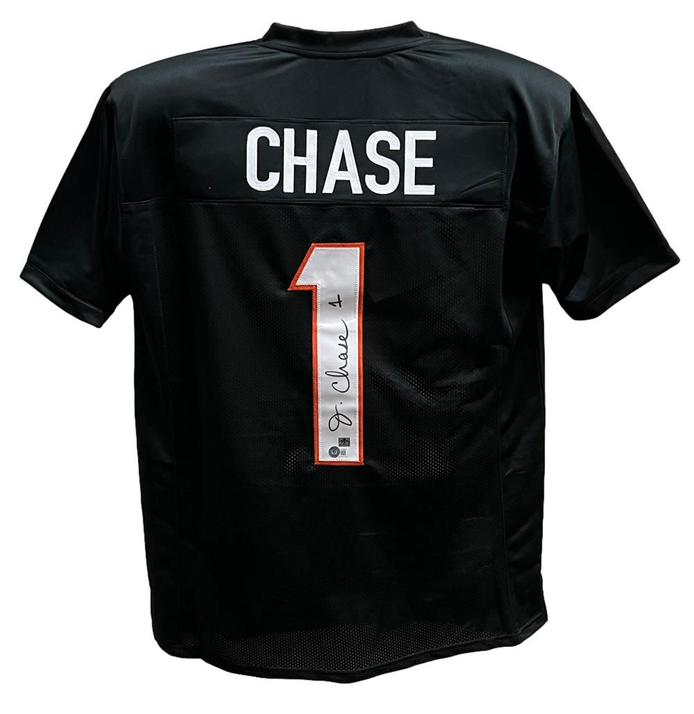 Ja&#39;Marr Chase Autographed/Signed Pro Style Black XL Jersey Beckett