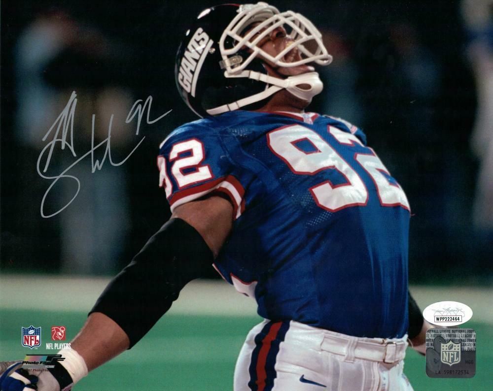 Michael Strahan Autographed New York Giants 8X10 Photo JSA