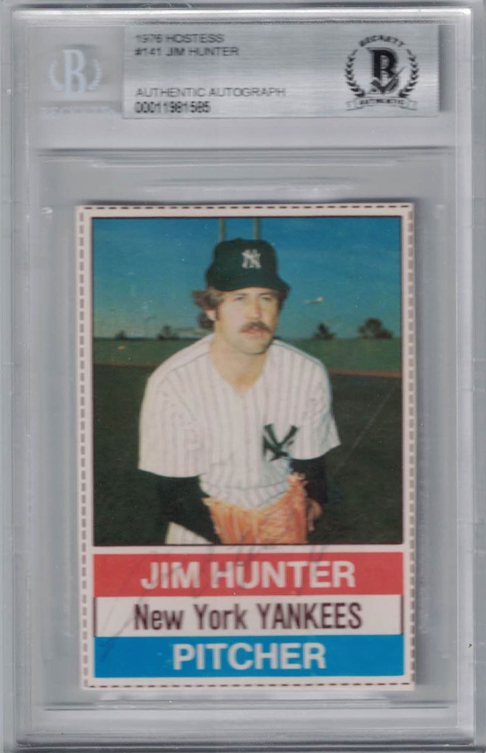 Jim Catfish Hunter Signed New York Yankees 1976 Hostess #141 Card BAS