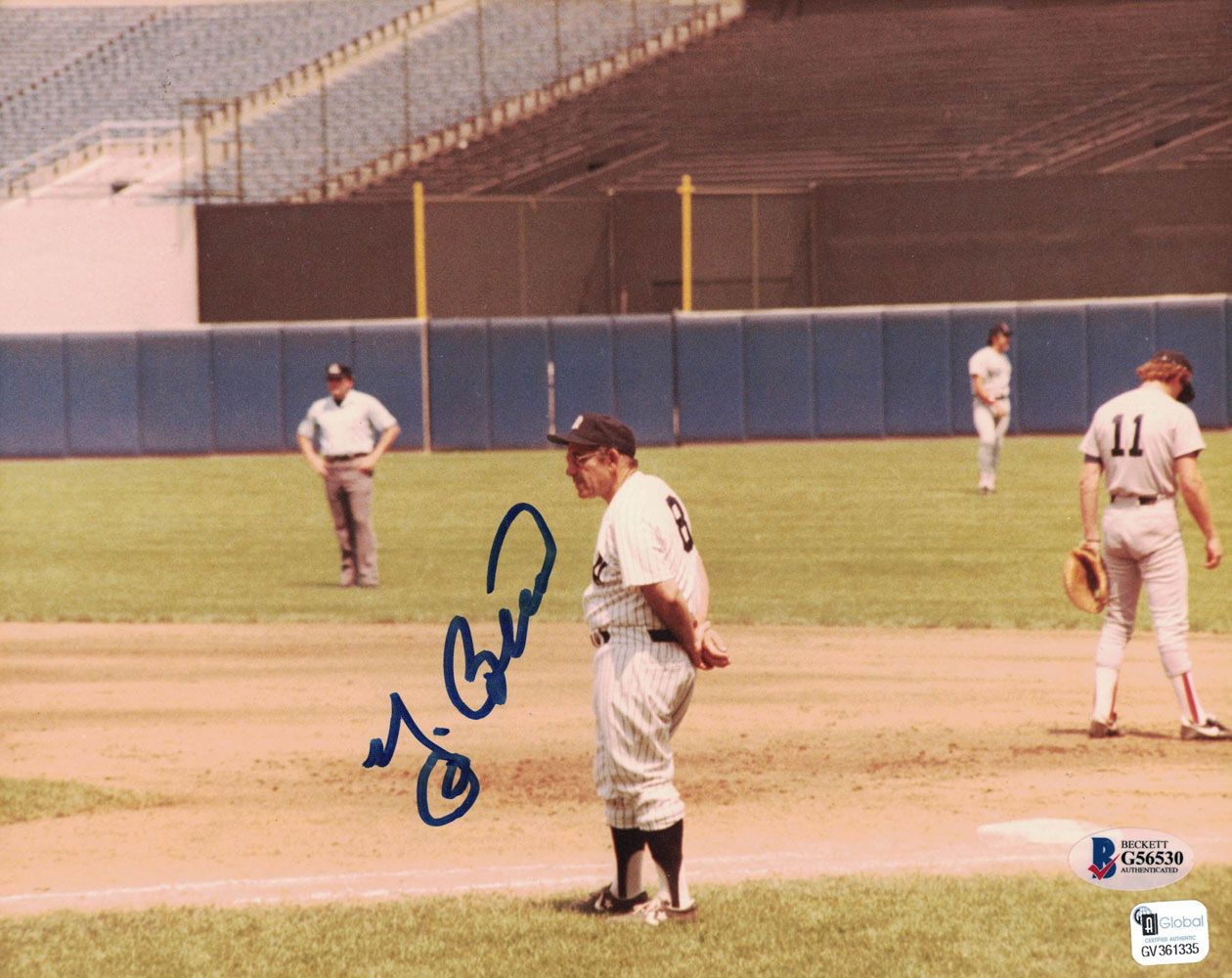 Yogi Berra Autographed/Signed New York Yankees 8x10 Photo BAS