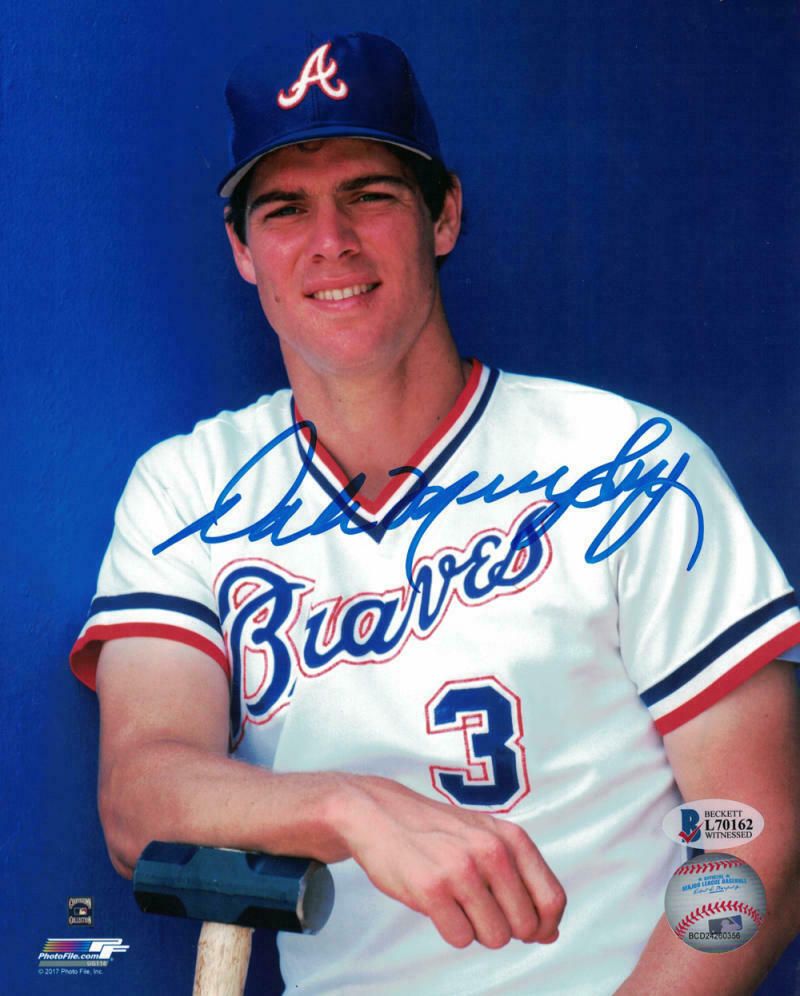 Dale Murphy Autographed Atlanta Braves 8x10 Photo Posed BAS