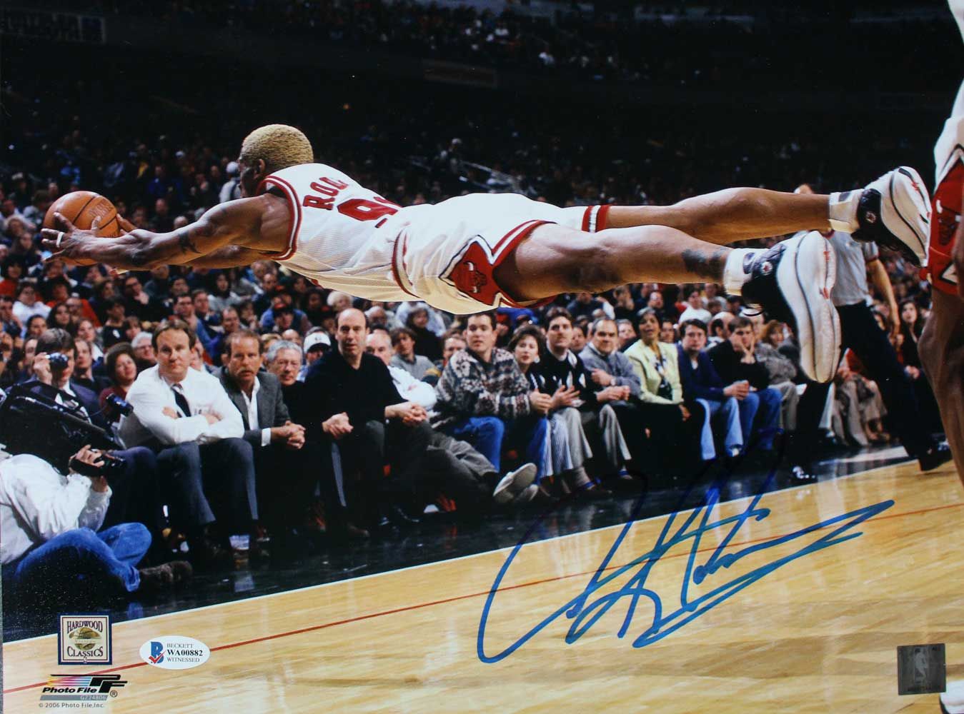 Dennis Rodman Autographed/Signed Chicago Bulls 11x14 Photo BAS PF