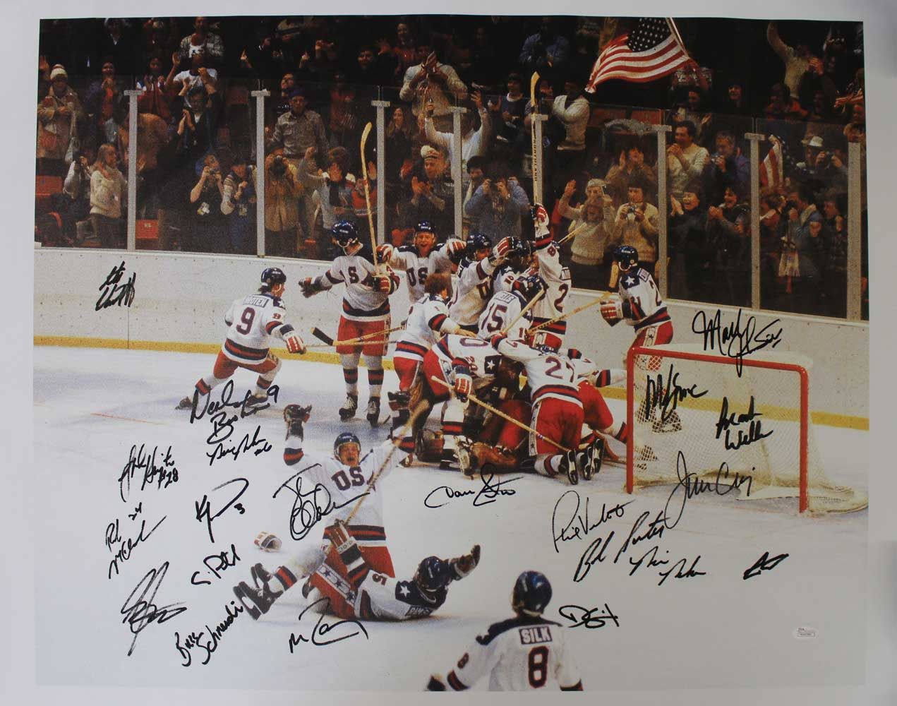 1980 USA Hockey Team Signed Miracle On Ice 30&quot;x24&quot; Canvas 21 Sigs JSA
