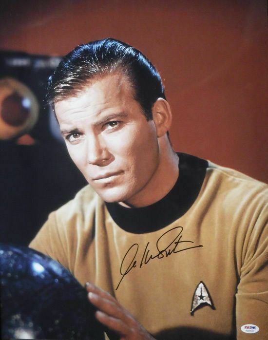 William Shatner Autographed Star Trek 16x20 Photo (Close Up) PSA