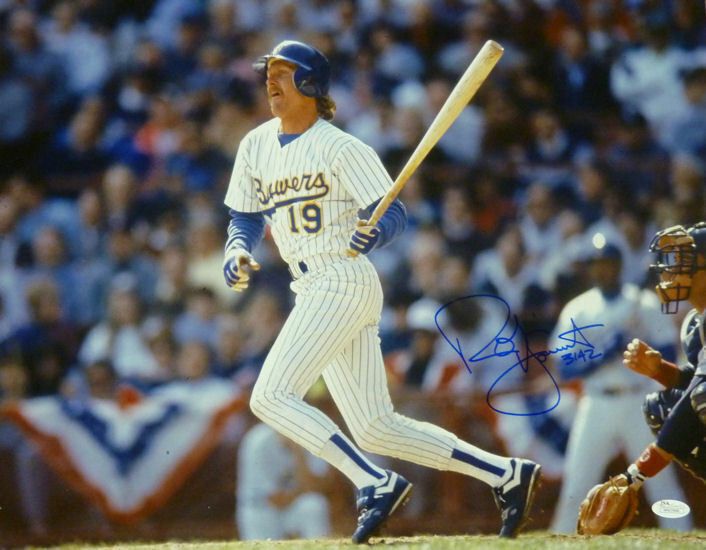 Robin Yount Autographed Milwaukee Brewers white unifrom 16x20 photo w/3142 hits