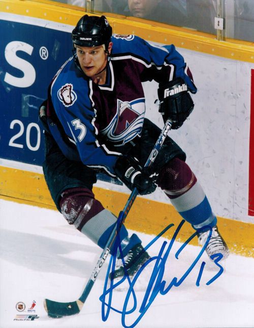Dan Hinote Autographed Colorado Avalanche 8x10 Photo