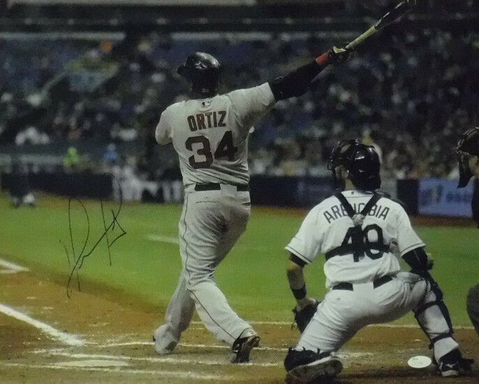 David Ortiz Autographed Boston Red Sox 16x20 Photo JSA