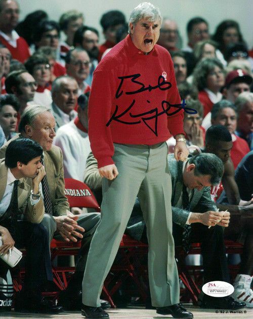 Bobby Knight Autographed Indiania Hoosiers 8x10 Photo Yelling JSA
