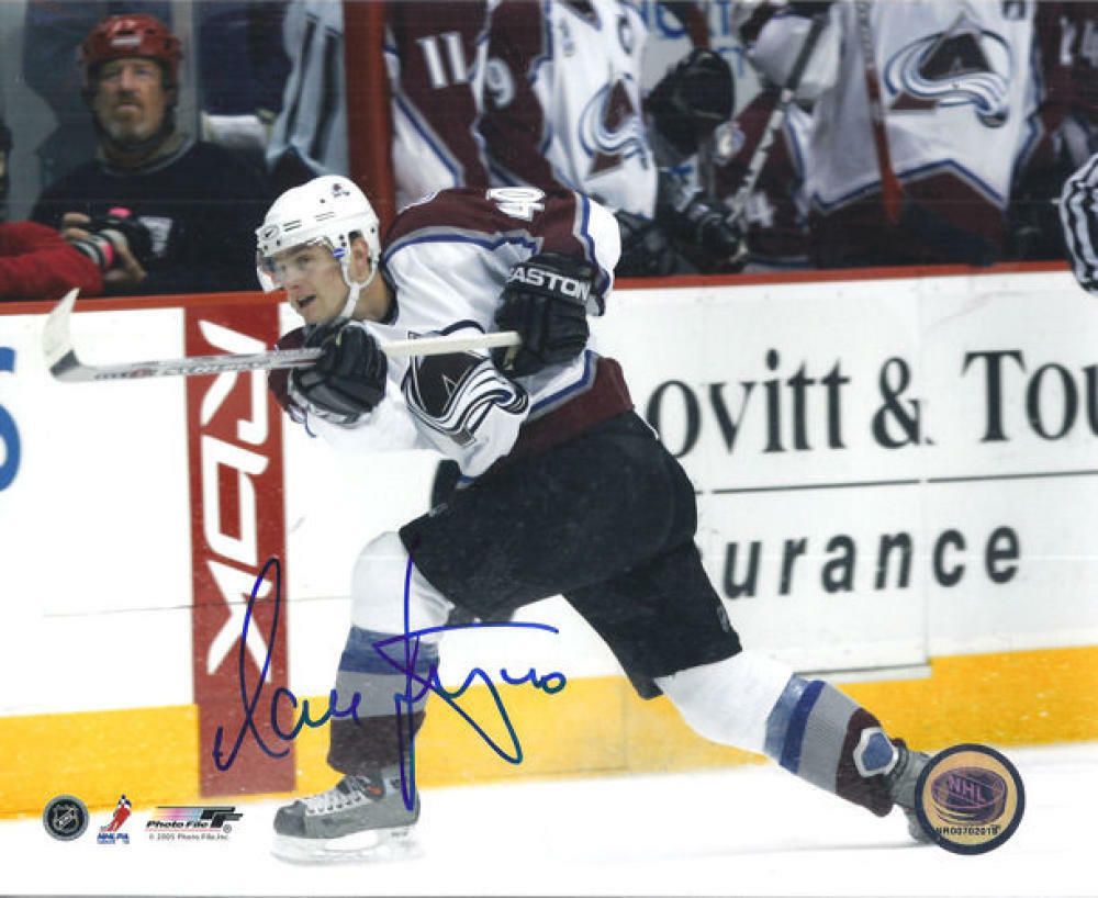 Marek Svatos Autographed Colorado Avlanche 8x10 (White Sweater)