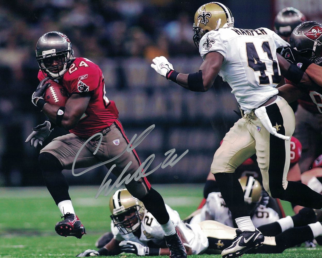 Cadillac Williams Autographed/Signed Tampa Bay Buccaneers 8x10 Photo