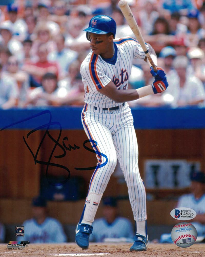 Darryl Strawberry Autographed New York Mets 8x10 Photo BAS