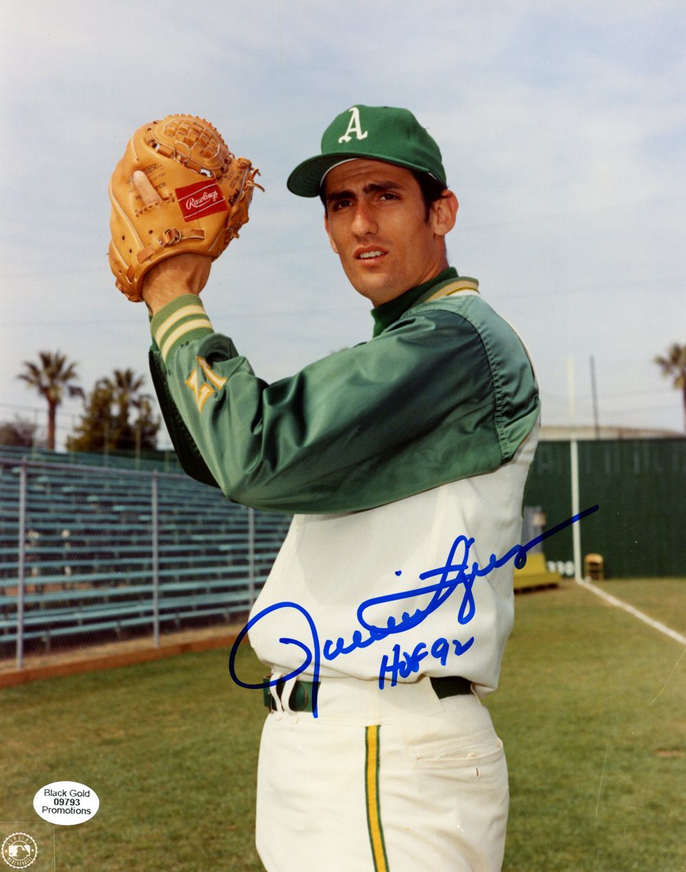 Rollie Fingers Autographed/Signed Oakland Athletics 8x10 Photo