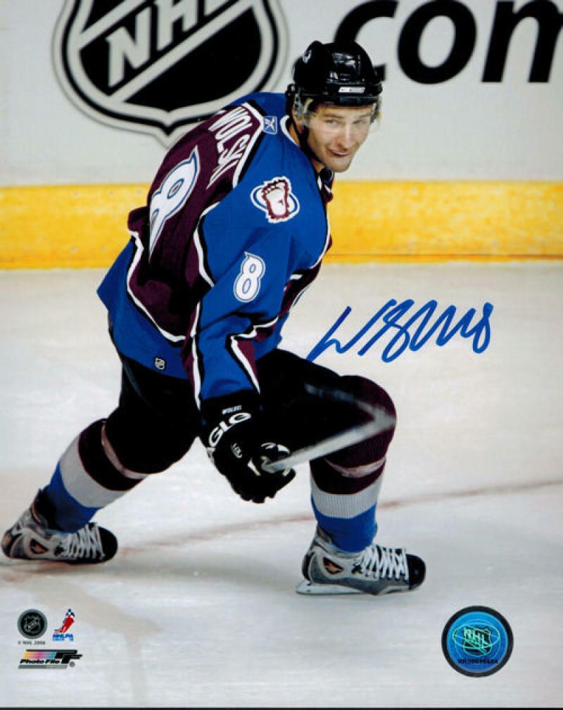Wojtek Wolski Autographed Colorado Avalanche 8x10 Photo (Maroon)