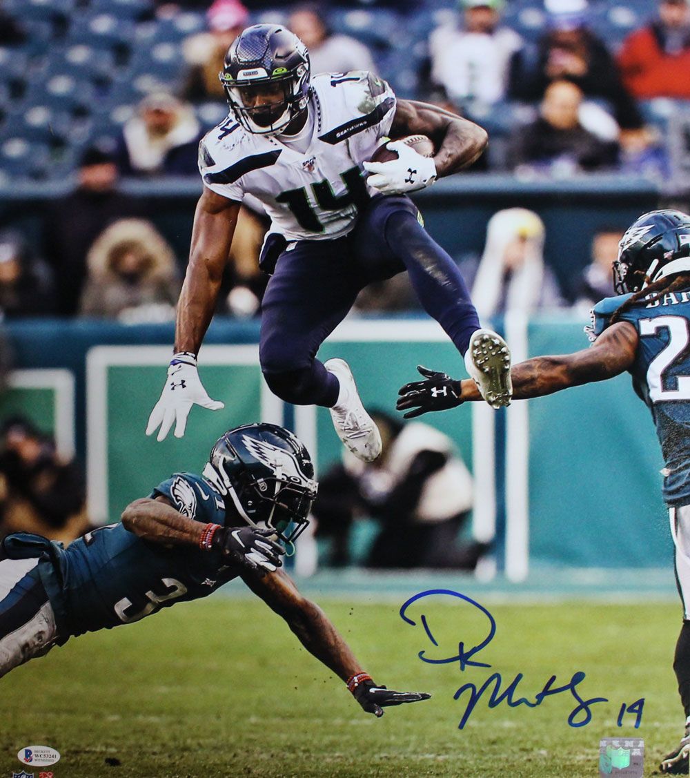 DK Metcalf Autographed/Signed Seattle Seahawks 16x20 Photo BAS PF