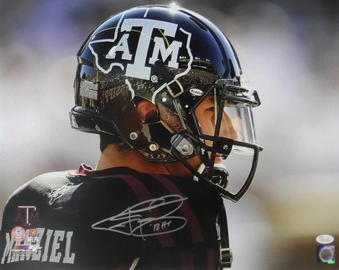 Johnny Manziel Autographed Texas A&amp;M Aggies 16x20 Photo (Black) HT JSA