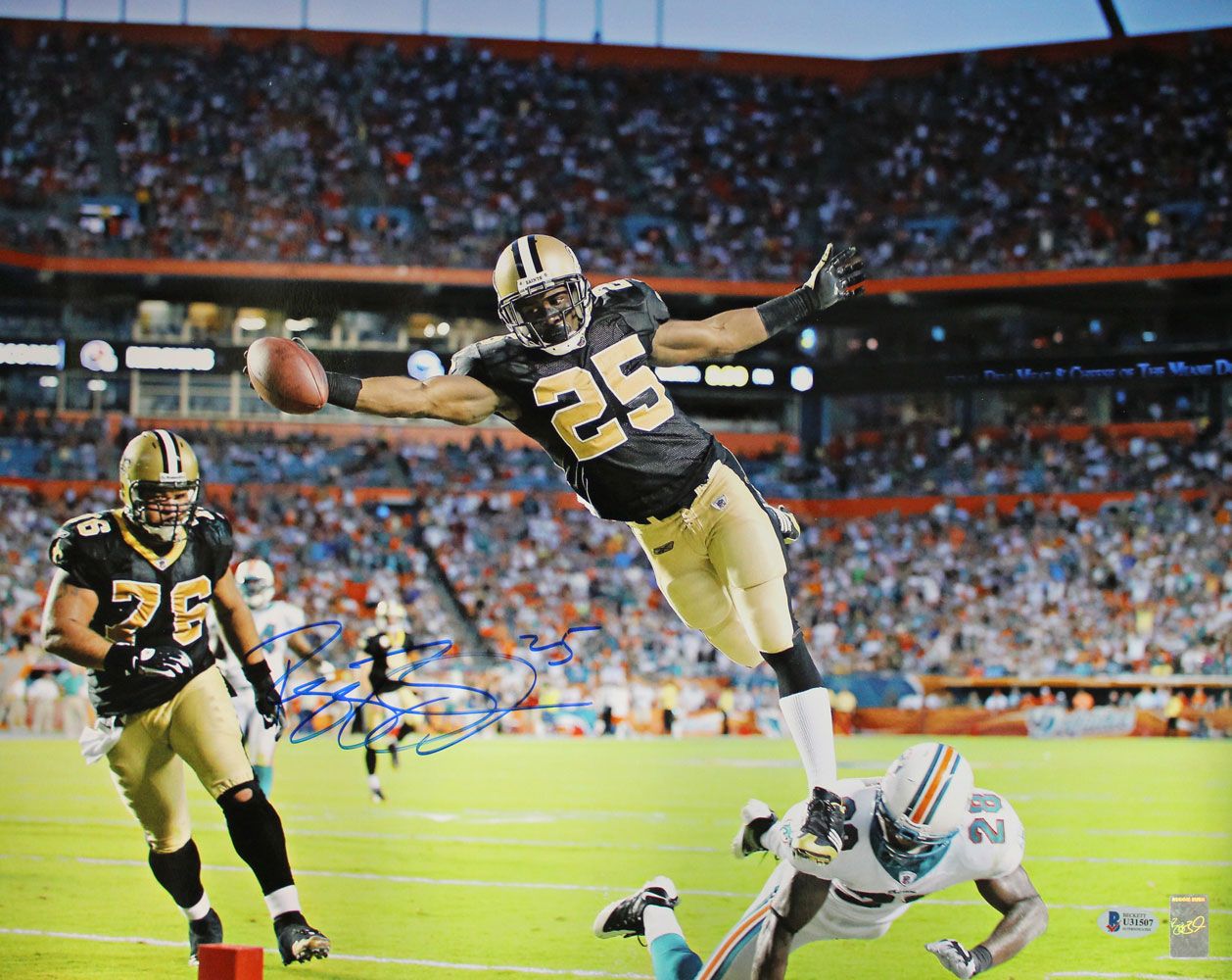 Reggie Bush Autographed/Signed New Orleans Saints 16x20 Photo BAS