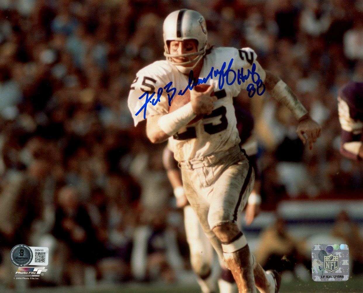 Fred Biletnikoff Autographed Oakland Raiders 8x10 Photo Beckett 45641