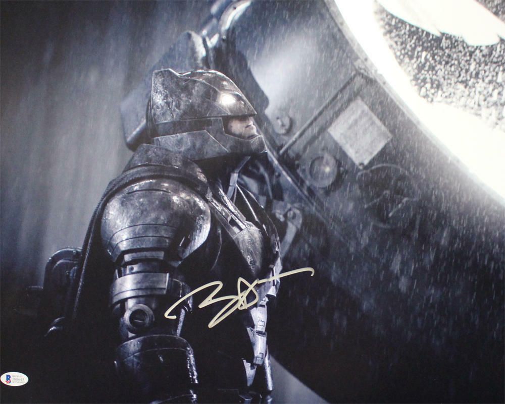 Ben Affleck Autographed Batman 16x20 Photo BAS