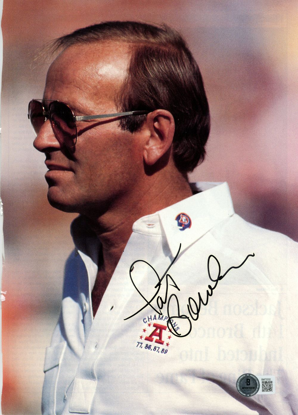 Pat Bowlen Autographed Denver Broncos Magazine Page Beckett 45080